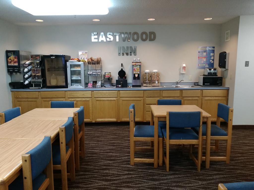 Eastwood Inn Motley Esterno foto